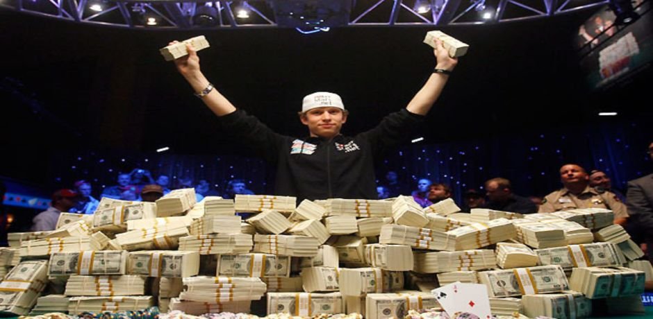Αντόνιο Εσφαντιάρι: Ο κορυφαίος επαγγελματίας στο πόκερ